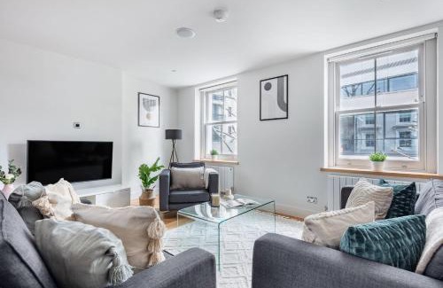 Fitzrovia Apartamento | BnBNova - 2BR in Soho - Charlotte Street