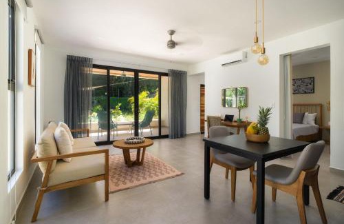 Playa Langosta Apartamento | Bo Jungle - Steps to Tamarindo Beach - Surf Pool 2