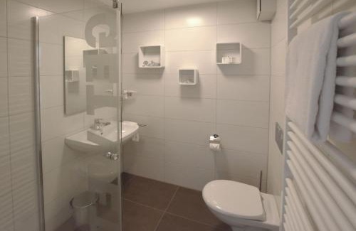 Aubing - Lochhausen - Langwied Apartamento | Boardinghouse Henschelstraße