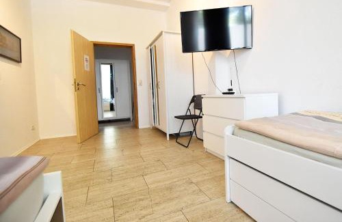 Mauenheim Apartamento | Boardinghouse in Cologne *free WiFi*