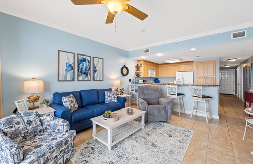 Panama City Beach Condominio | Boardwalk Beach Resort by Book That Condo