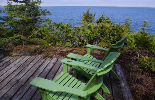 Tobermory Cabaña | Boardwalk Pines at Tobermory
