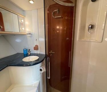 Torquay City Centre Alquiler De Eote | Boat Accommodation Ltd