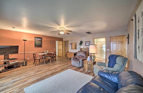 Dennis Apartamento | Boat Dock and Fire Pit Sunset Cove Lakefront Gem