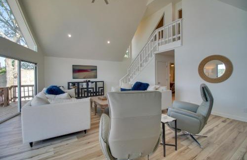 Grove Casa | Boat Dock and Waterfront Patio Grove Hideaway!