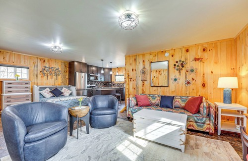 Twin Lake Apartamento | Boat, Fish & Hike: Cozy Getaway in Twin Lake!