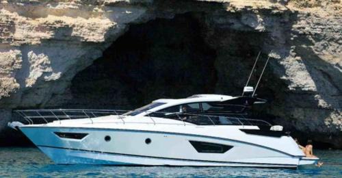 Chiaia Alquiler De Eote | Boat For Events