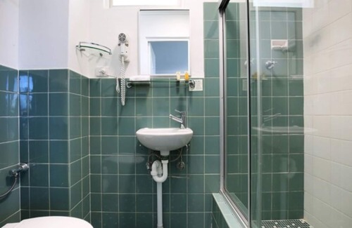Wollongong Hotel | Boat Harbour Motel