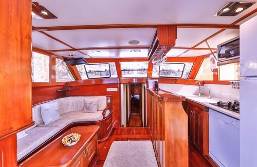 Kas Alquiler De Eote | Vacaciones en barco en yate privado con tripulación