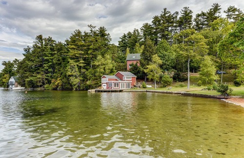 Wakefield Casa | Boat House Casa De Campo En Great East Lake.