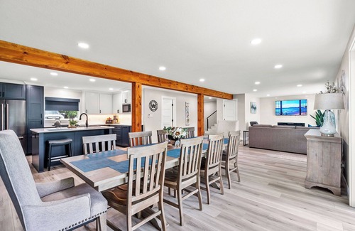Lone Star Casa | Boat Ramp, Kayaks, BBQ Grill, King Bed!