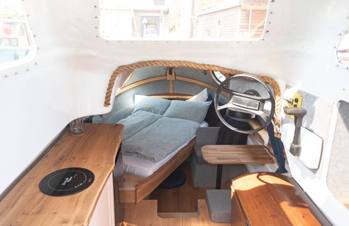 Neuland Alquiler De Eote | Barco "Rettungsboot" con Wi-Fi