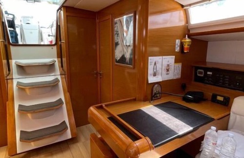 Corfu Town Alquiler De Eote | Boat 'Sun Odyssey 41i' with Sea View & Wi-Fi