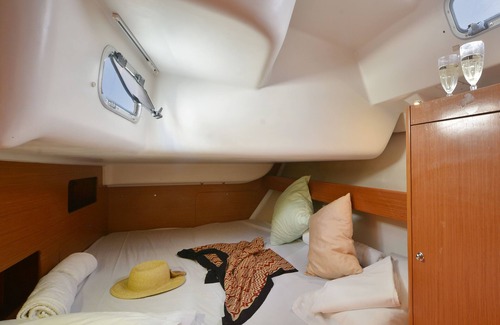 Corfu Town Alquiler De Eote | Boat 'Sun Odyssey 43ia' with Sea View & Wi-Fi