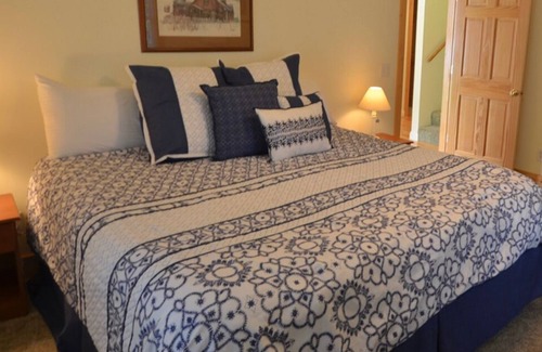 Central Lake Casa | Boater's Paradise at Tanglewood Cottage on Torch Lake