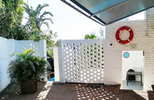 Ramsgate South Apartamento | Boathouse Bed & Biscuit - Lower Deck