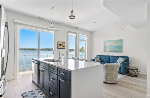 Oden Condominio | Boathouse Bliss Condo on Crooked Lake