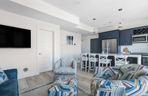 Oden Condominio | Boathouse Bliss Condo on Crooked Lake