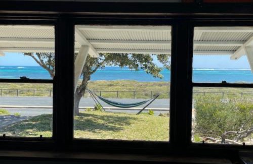 Lancelin Casa | Boathouse - Highest Hilltop On Oceanfront