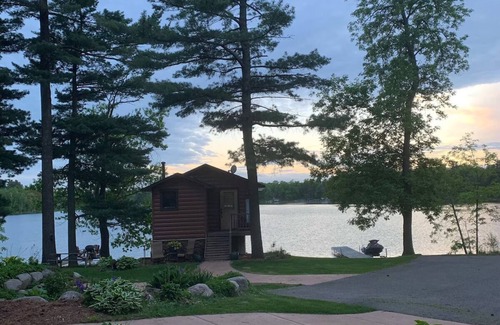 Deerwood Cabina | Boathouse on the Lake