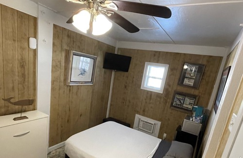 Orange Beach Villa | Waterfront Studio Getaway