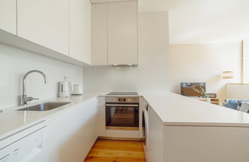 Cedofeita Apartamento | Boavista Premium II Duplex Terrace by Vacationy