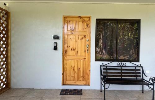 Puerto Viejo de Talamanca Casa | Bob Marley Room, beautiful cabin surrounded by Jungle
