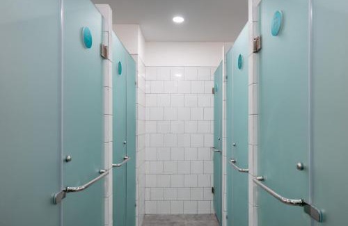 Jakarta Hotel | Bobopod Kebayoran Baru, Jakarta