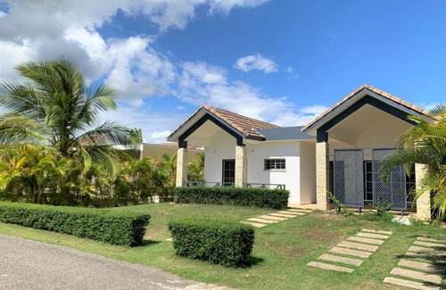Caribbean Islands Casa | BOCA CHICA BEAUTIFUL HOUSE FOR RENT IN RESIDENCIAL SUEÑO CARIBEÑO