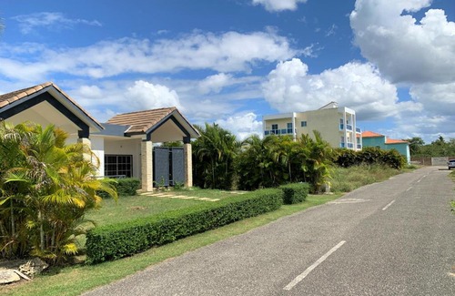 Caribbean Islands Casa | BOCA CHICA BEAUTIFUL HOUSE FOR RENT IN RESIDENCIAL SUEÑO CARIBEÑO