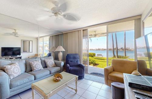 St. Petersburg Apartamento | Boca Ciega Bay Resort #114