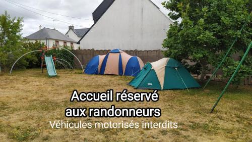 Treguier Cama Y Desayuno | Bod e ti Faned, jardin d'hôtes réservé aux randonneurs sans véhicule motorisé
