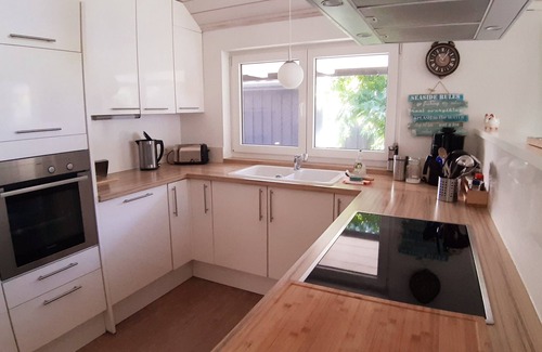Wiek Apartamento | Boddenstrand - FH Boddenstrand- directly on the Bodden, sauna, garden!