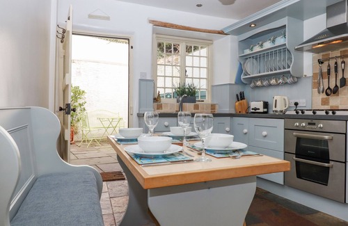 Dunster Cabaña | BODKIN COTTAGE, pet friendly, character holiday cottage in Dunster