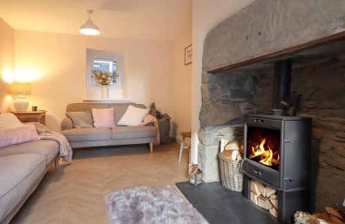 Tremadog Casa | Bodlondeb