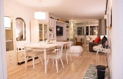 Bajamar Apartamento | BOGGE 1A Luminoso, amplio y 1 linea de playa
