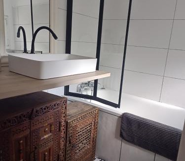 Deuil-la-Barre Apartamento | Boheme chic aux portes de Paris