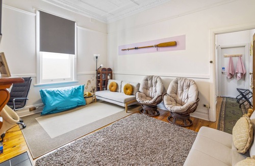 Henley Beach Casa | Bohemian beachside Henley Beach unit - one minute walk to the beach