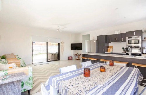 Byron Bay Casa | Bohemian Byron Bay, pool, firepit, pet-friendly