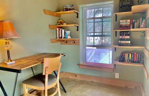 Asheville Casa | Bohemian Craftsman Cottage w/Serene Outdoor Space