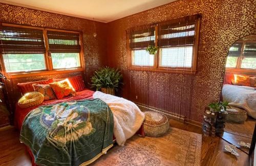 Cudahy Casa | Bohemian Oasis