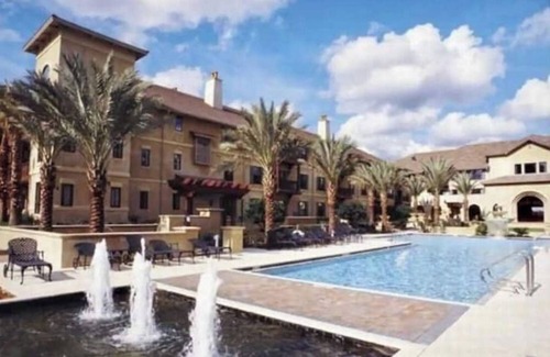 St. Augustine Apartamento | Bohemian Rhapsody King Suite St. Augustine at WGV
