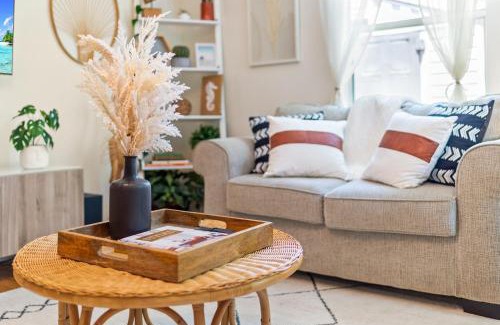 Southwest Casa | Boho 3br Retreat Heated Pool & Private Suite
