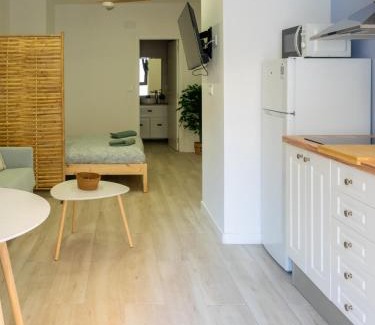 La Malva-rosa Apartamento | Boho Beach Flats
