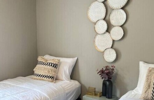 Starkville Casa | Boho Bulldog Bungalow