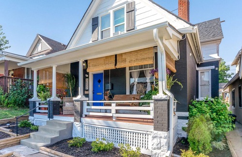 Northeast Kansas City Casa | Boho Bungalow KC - Historic Northeast