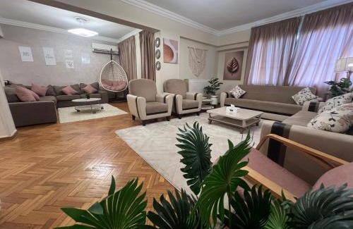Nasr City Apartamento | Boho Chic Retreat in the midst of Cairo City Life