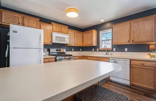 Aksarben - Elmwood Park Casa | Boho Chic Summary: En