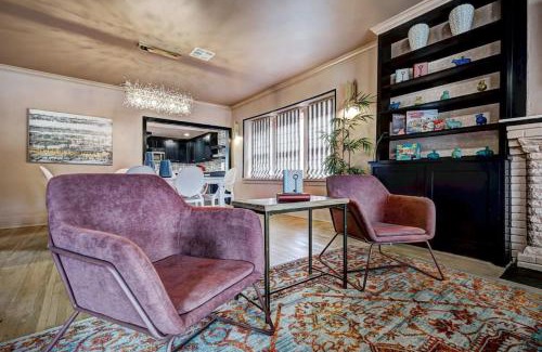 Central Oklahoma City Casa | Boho Glam Bungalow mins away Western Ave Districts