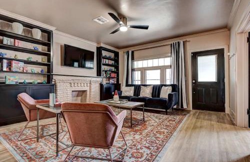 Central Oklahoma City Casa | Boho Glam Bungalow mins away Western Ave Districts